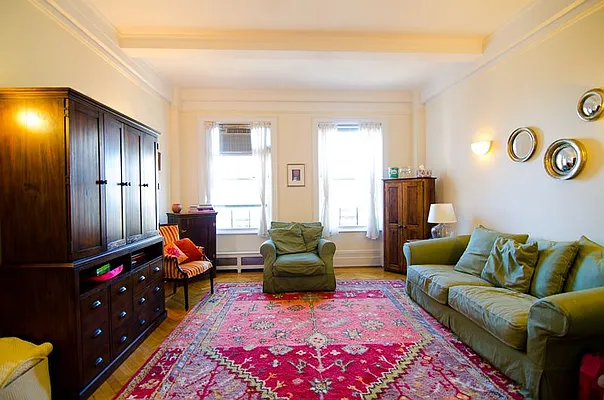 Rented by Rachel Realty | media 7