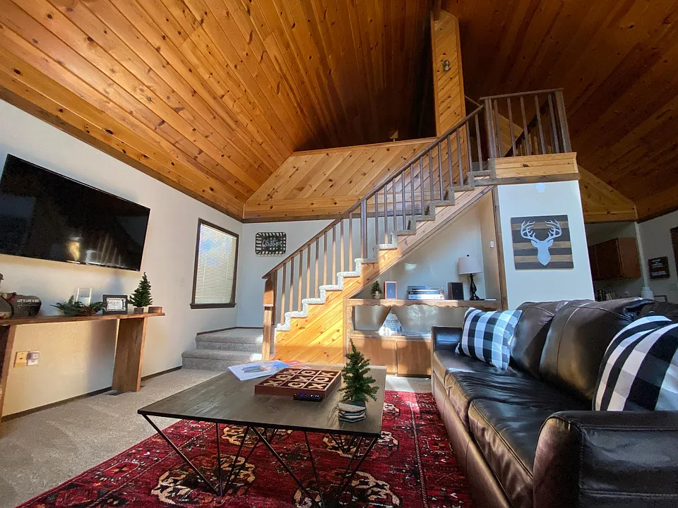 3709 W Bermuda Cir