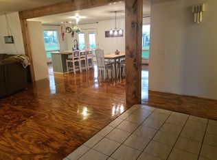 8842 S Merry Estates Dr, Silver Lake, IN 46982