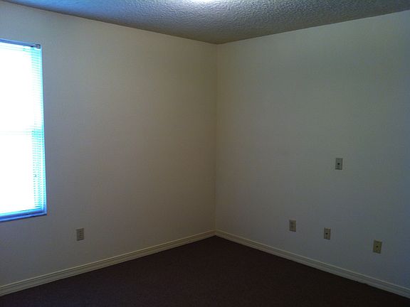 4th image of 850758 Us Highway 17 APT D2