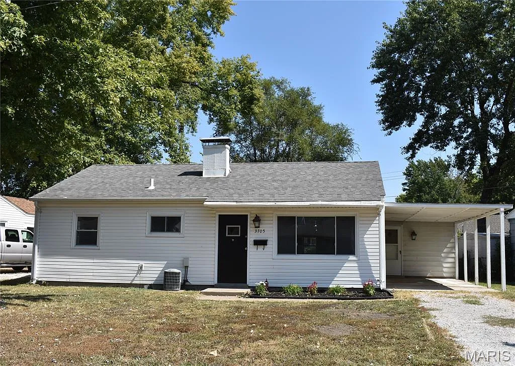 3705 Little Flower Ln photo 1