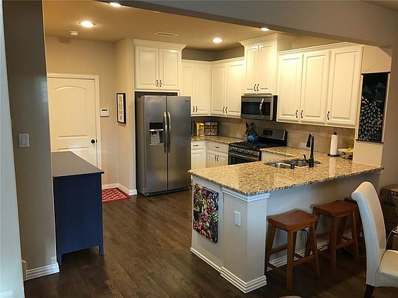 5th image of 4309 Blackjack Oak Dr