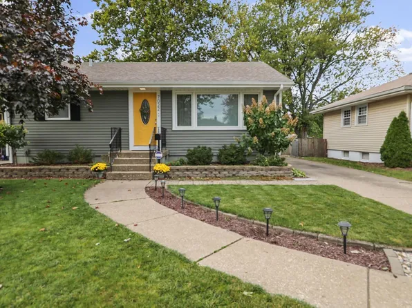 7022 Birch Ave, Hammond, IN 46324