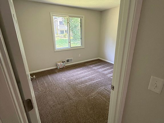 4th image of 4708 Twin Lake Ave N