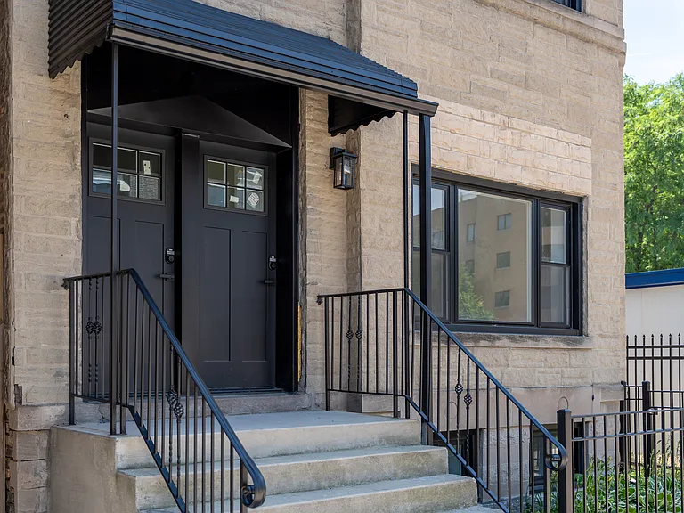 2753 W Chicago Ave #1 — Photo 1