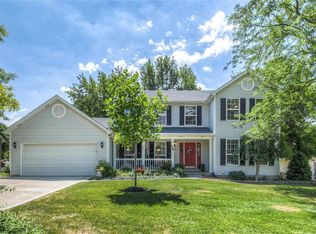 15 Lautrec Ct, Dardenne Prairie, MO 63368