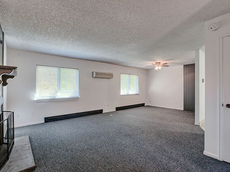 1909 McAllister Ct — Photo 7