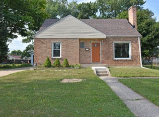 2214 W Crescent Ave, Waukegan, IL 60085