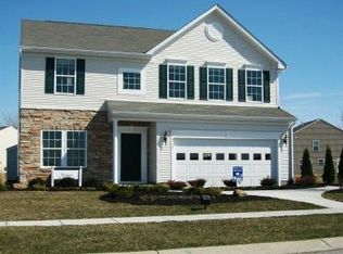 1112 Driftwood Dr, Fairborn, OH 45324