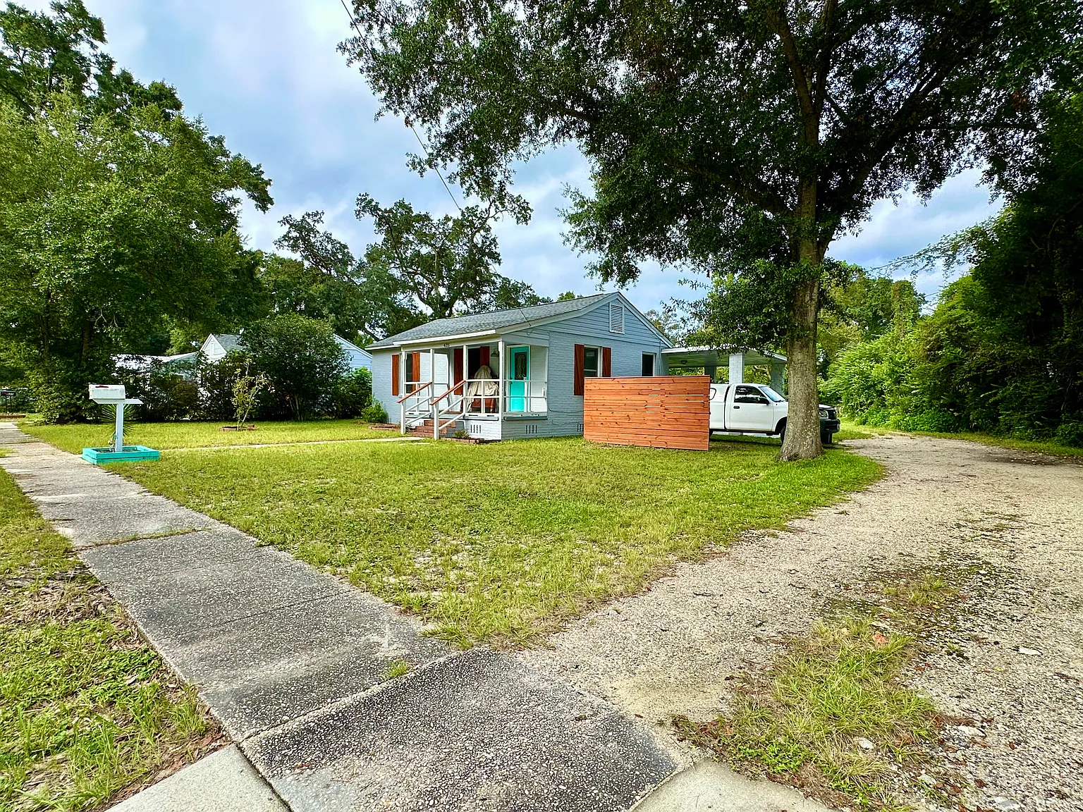 2 bed, 893 sqft, $1,500 — Photo 2