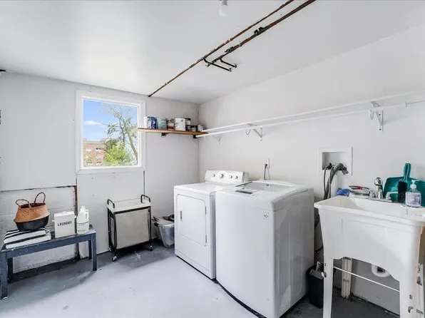 221 Terrace Avenue image 29 of 37