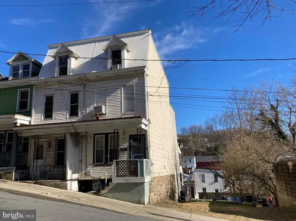 409 E Arch St, Pottsville, PA 17901