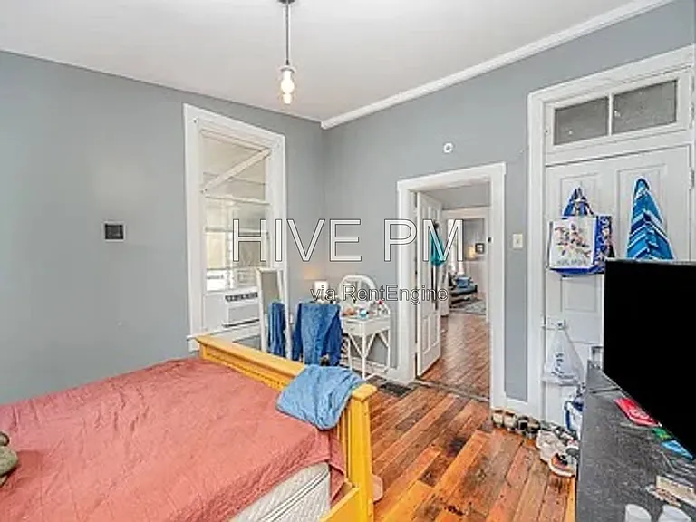 907 Columbia St #2 — Photo 15