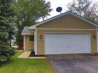 100 Wenatchee Way SW, Poplar Grove, IL 61065