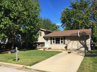 1802 Jacobssen Dr, Normal, IL 61761