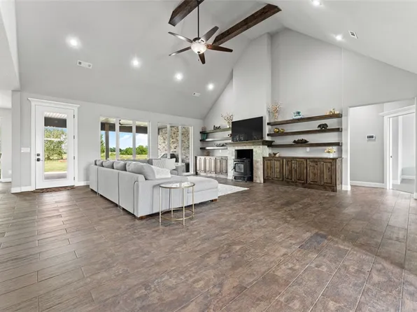 14400 Guthrie Rd, Pea Ridge, AR 72751