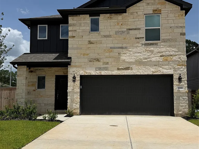 6816 Hart Oak Dr — Photo 2