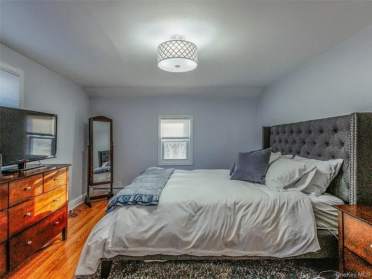 17 Mott St — Photo 14