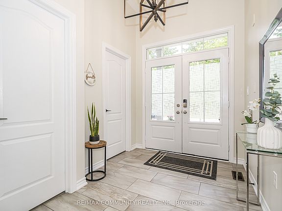 2nd image of 23 Holyrod Dr
