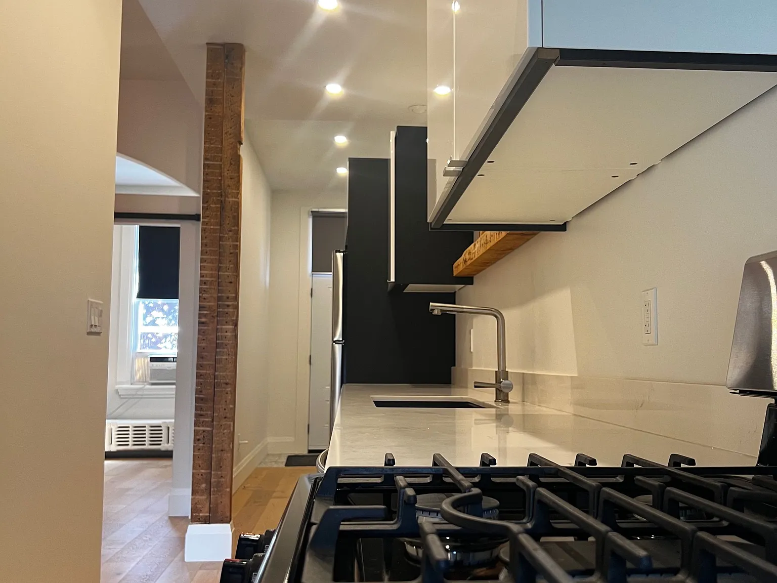 1 bed, $1,549 — Photo 2