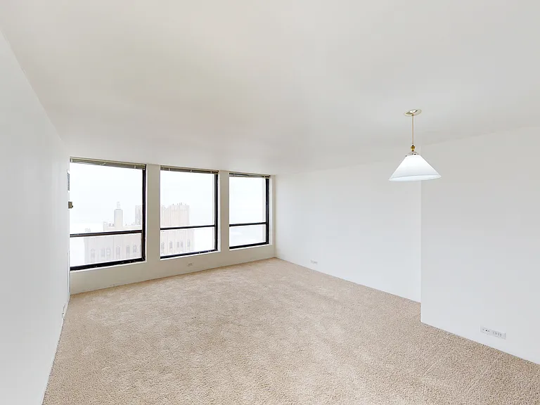 Dining/Living room