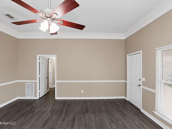 5th image of 101 Sundew Pl