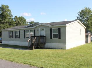 102 Deerhaven Ln, Gardiner, NY 12525