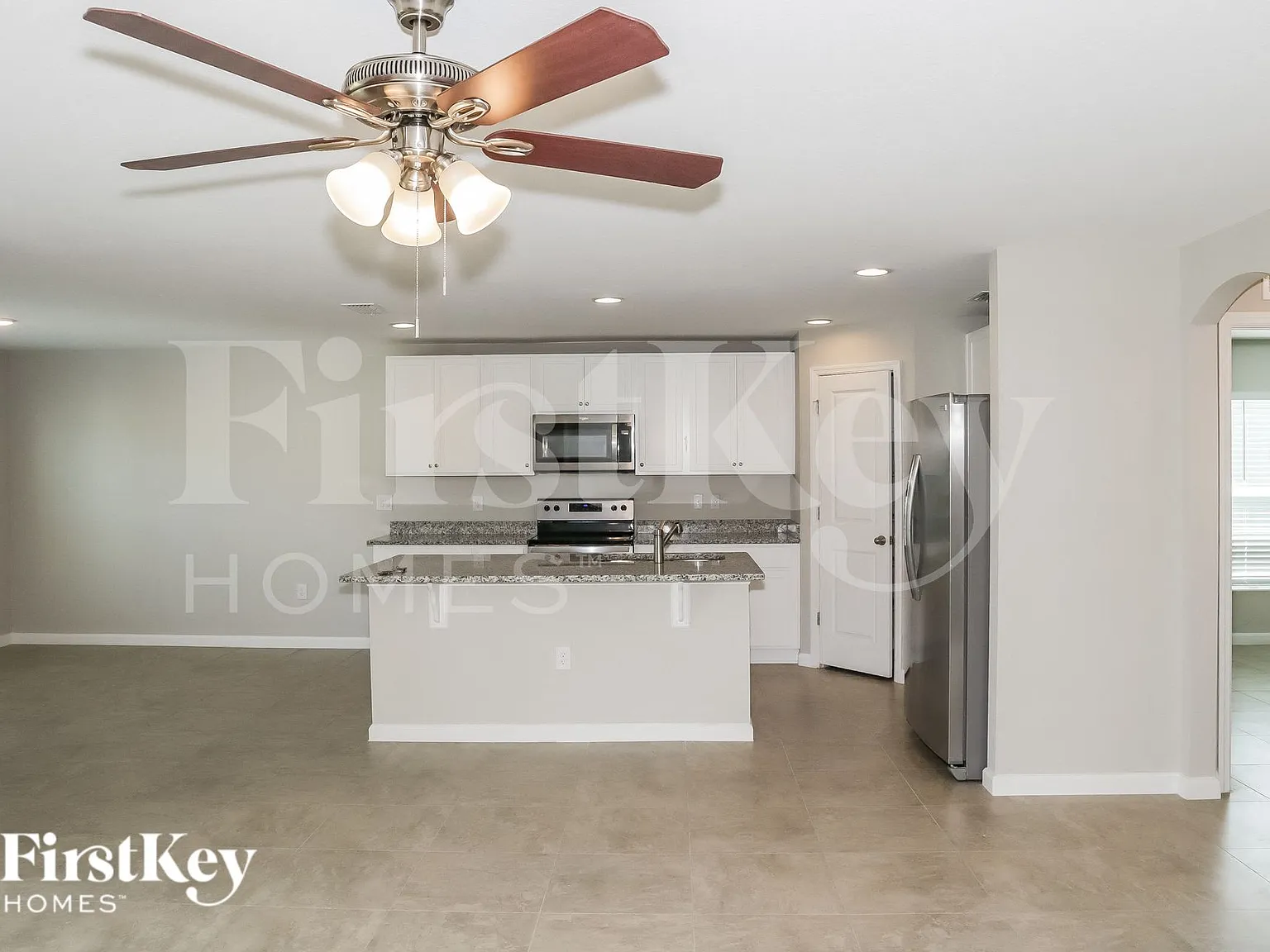4 bed, 2.0 bath, 1758 sqft, $1,695 — Photo 3