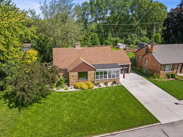 116 West Eastman STREET, Plymouth, WI 53073