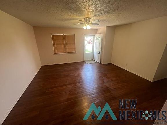 3rd image of 3017 Weston St