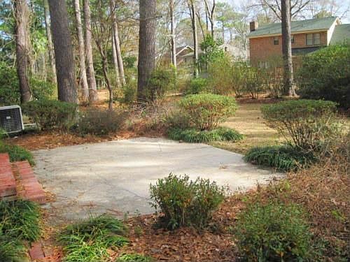 3rd image of 429 Dogwood Cir