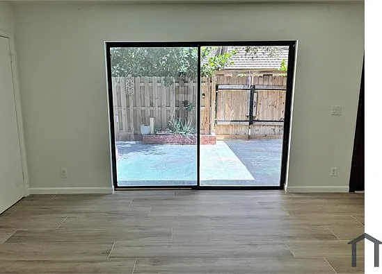 402 Waterview Dr — Photo 12