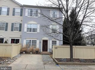 123 Heathfield Dr, Frederick, MD 21702