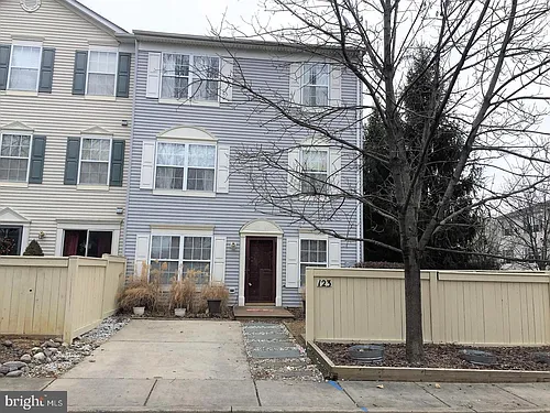 123 Heathfield Dr Photo 1