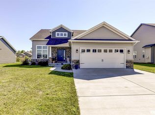 1812 Ptarmigan Dr, Chatham, IL 62629