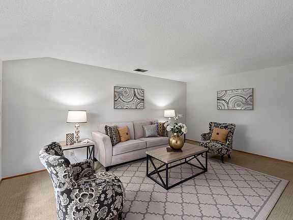 3rd image of 4009 Laurelglen Ct