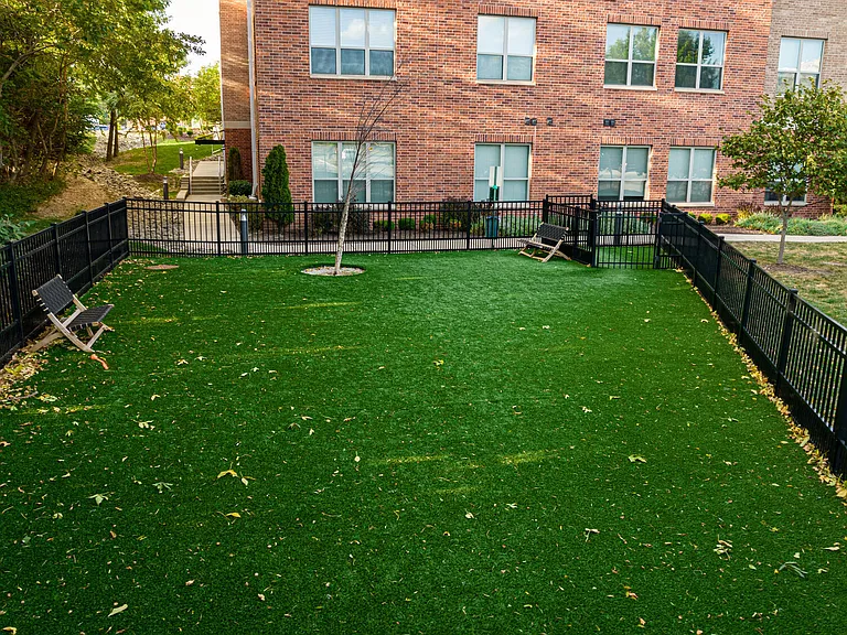 The Barton Apartments — Photo 25