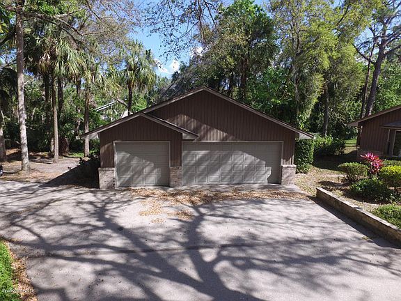 4th image of 3955 Parkway Dr