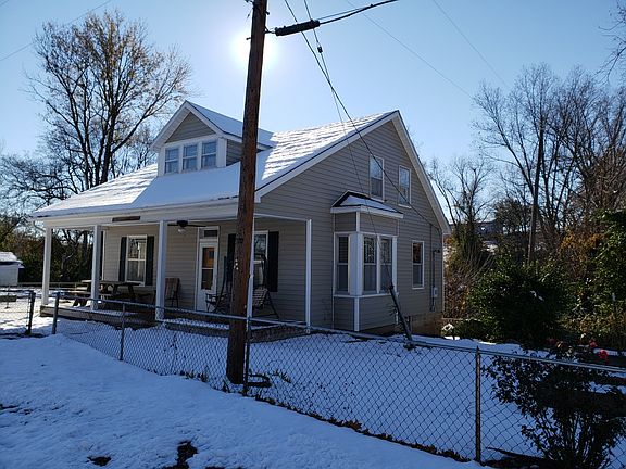 2nd image of 9202 Osage High St