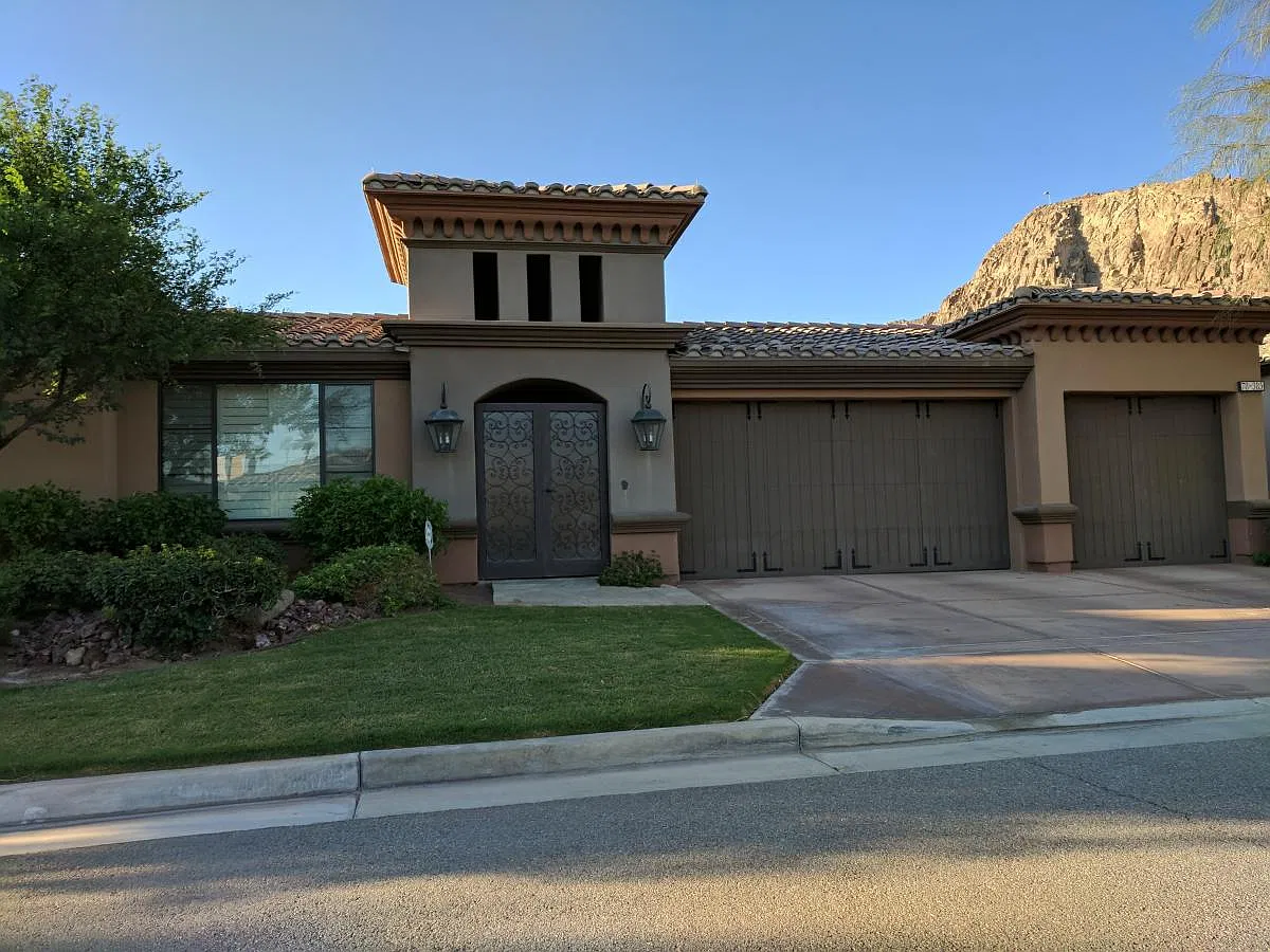 4 bed, 4.5 bath, 3174 sqft, $6,500 — Photo 1