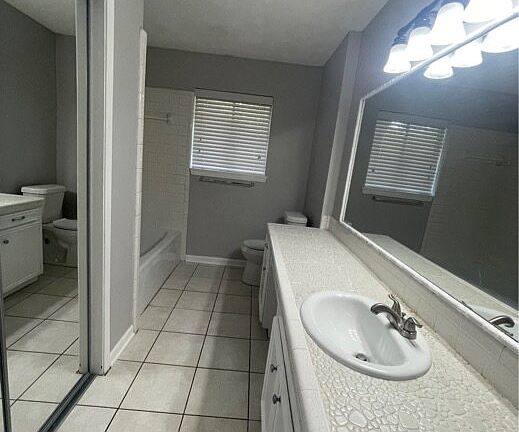 4th image of 6 Piney Hollow Pl