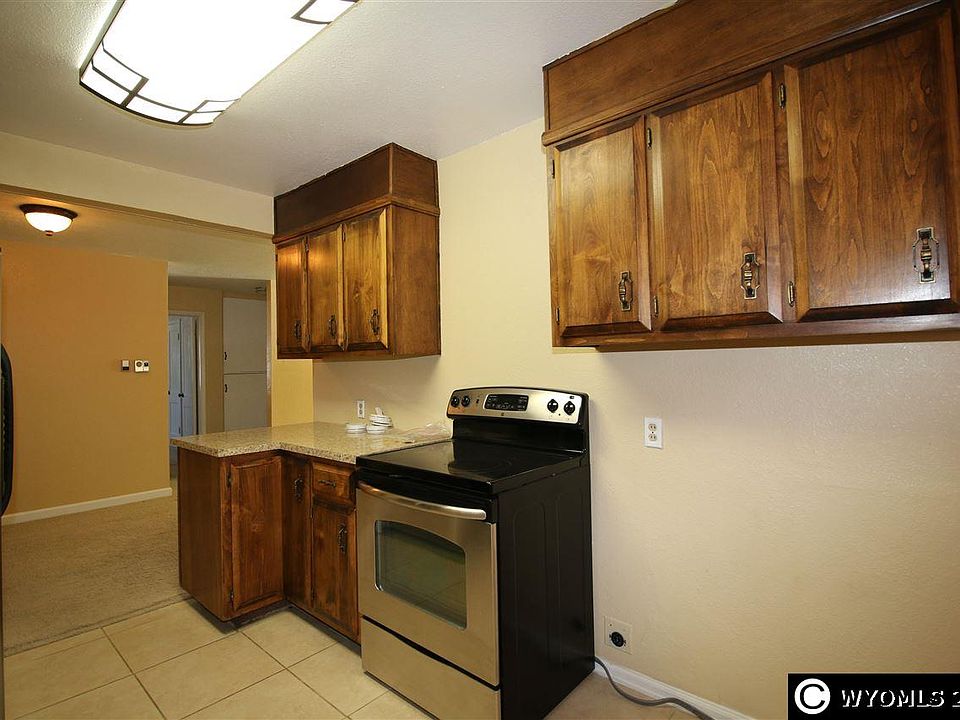 1524 S Washington St, Casper, WY 82601 | Zillow
