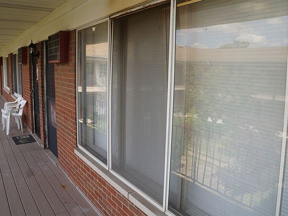 25301 Five Mile #206