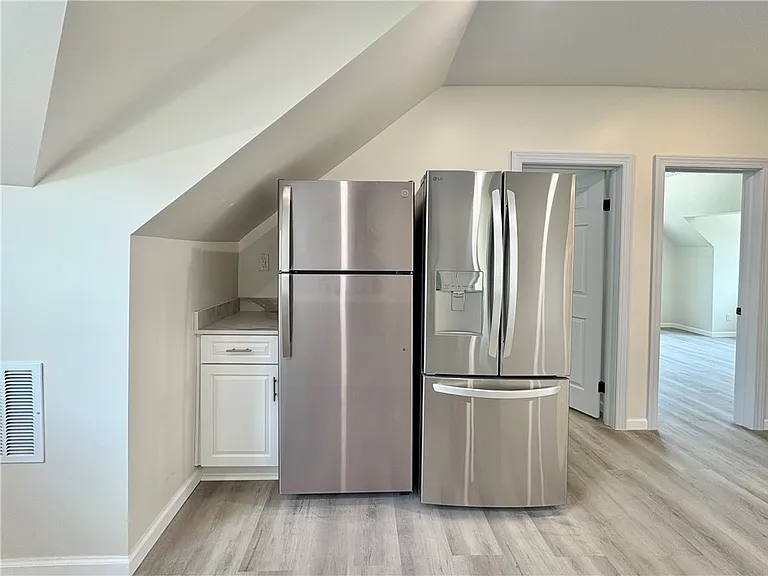 245 Frederick Ave #243 — Photo 9