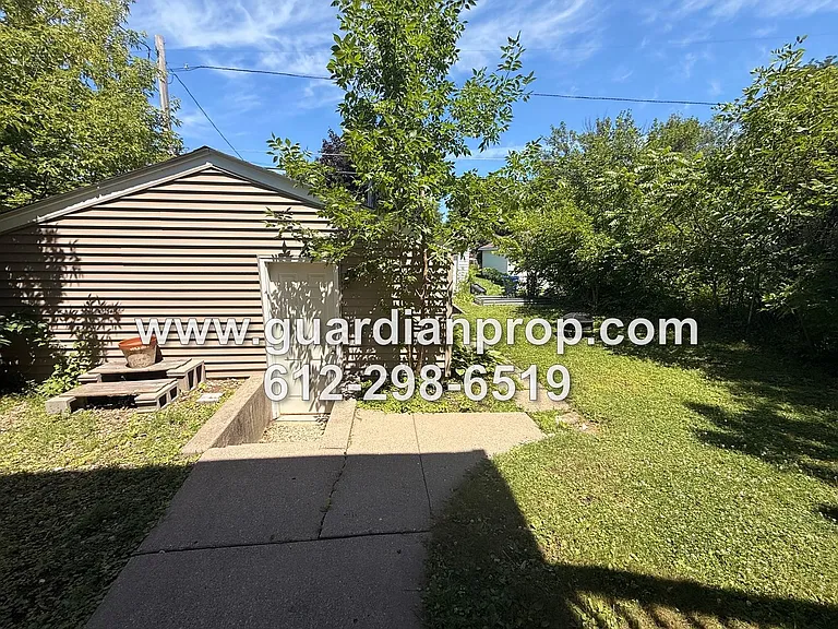 1333 James Avenue — Photo 11