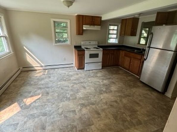 52 Smith Corner Rd #B