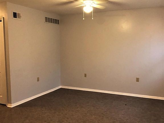 4th image of 4400 McMenamy St