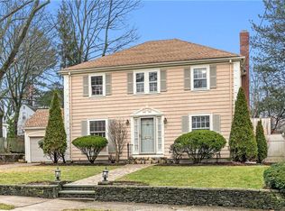 60 Capwell Ave, Pawtucket, RI 02860