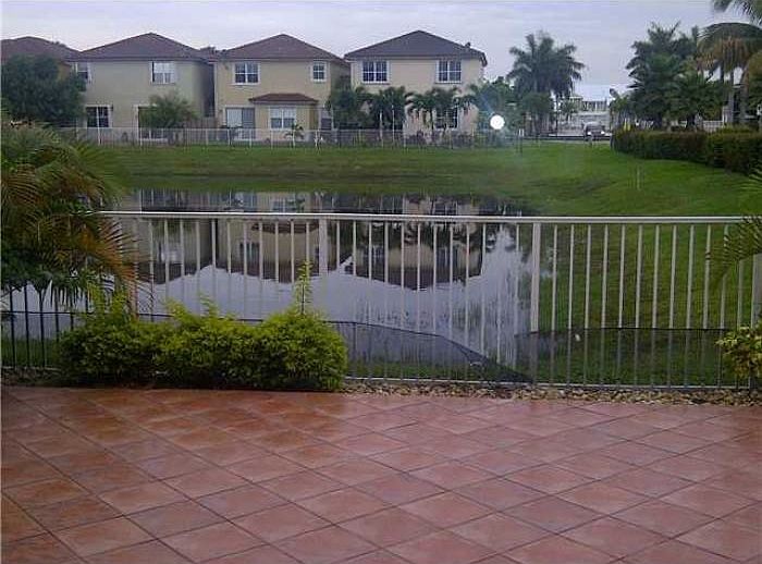 2nd image of 7584 NW 113th Ct