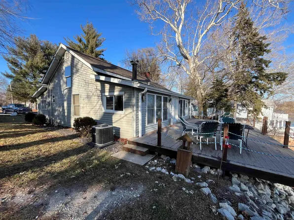 5088 E Quiet Water Ct, Monticello, IN 47960
